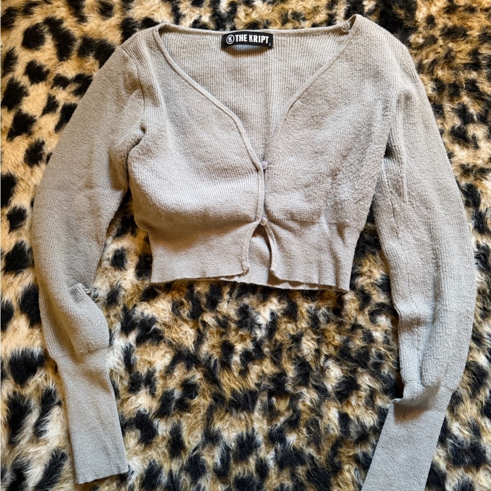 The Kript Women's Cropped Knit Cardigan